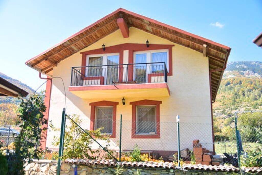 Villa Kiko Mountain Village Битоля Екстериор снимка